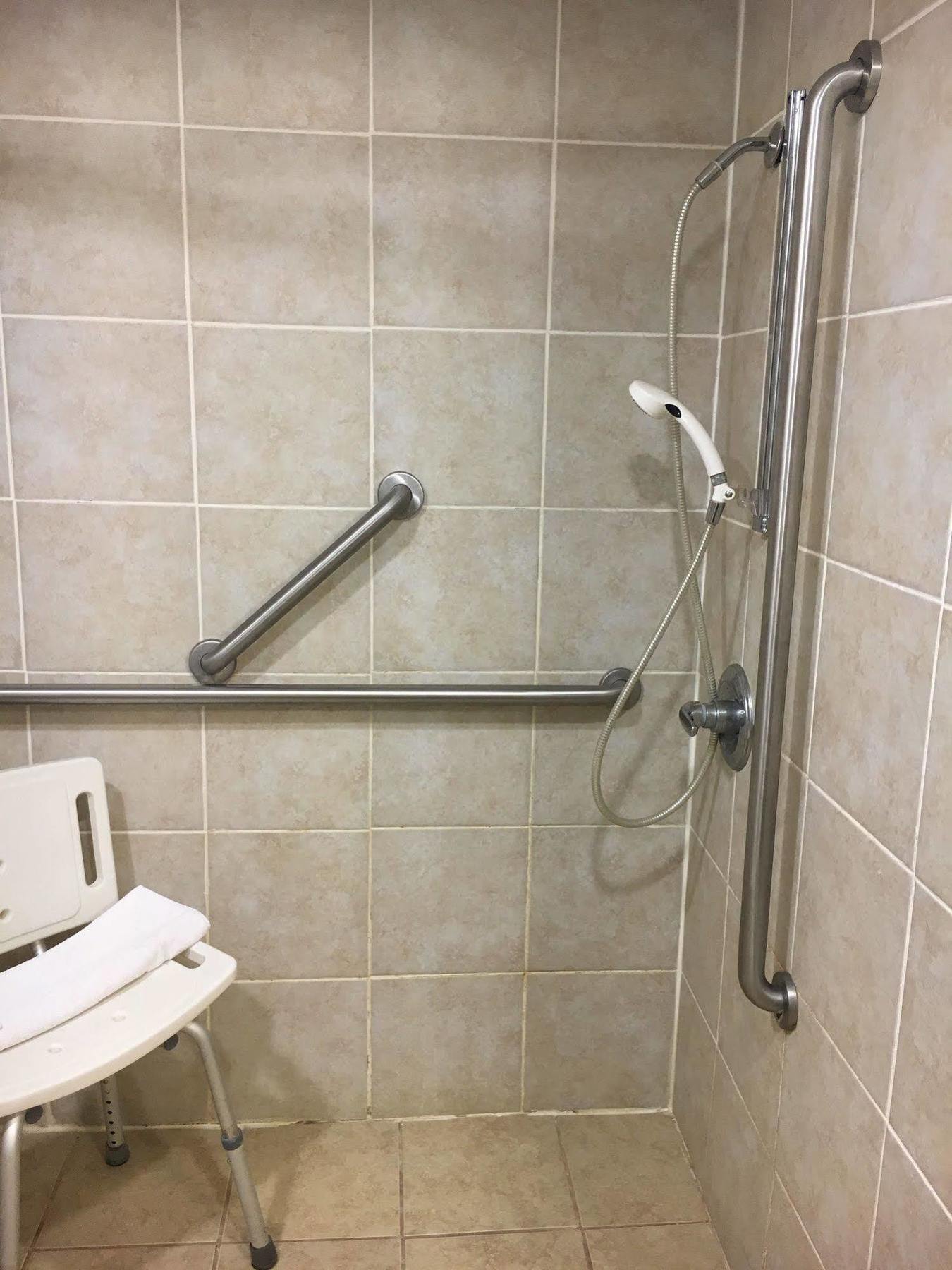 Med & Mayo Clinic Area Hotel 2*